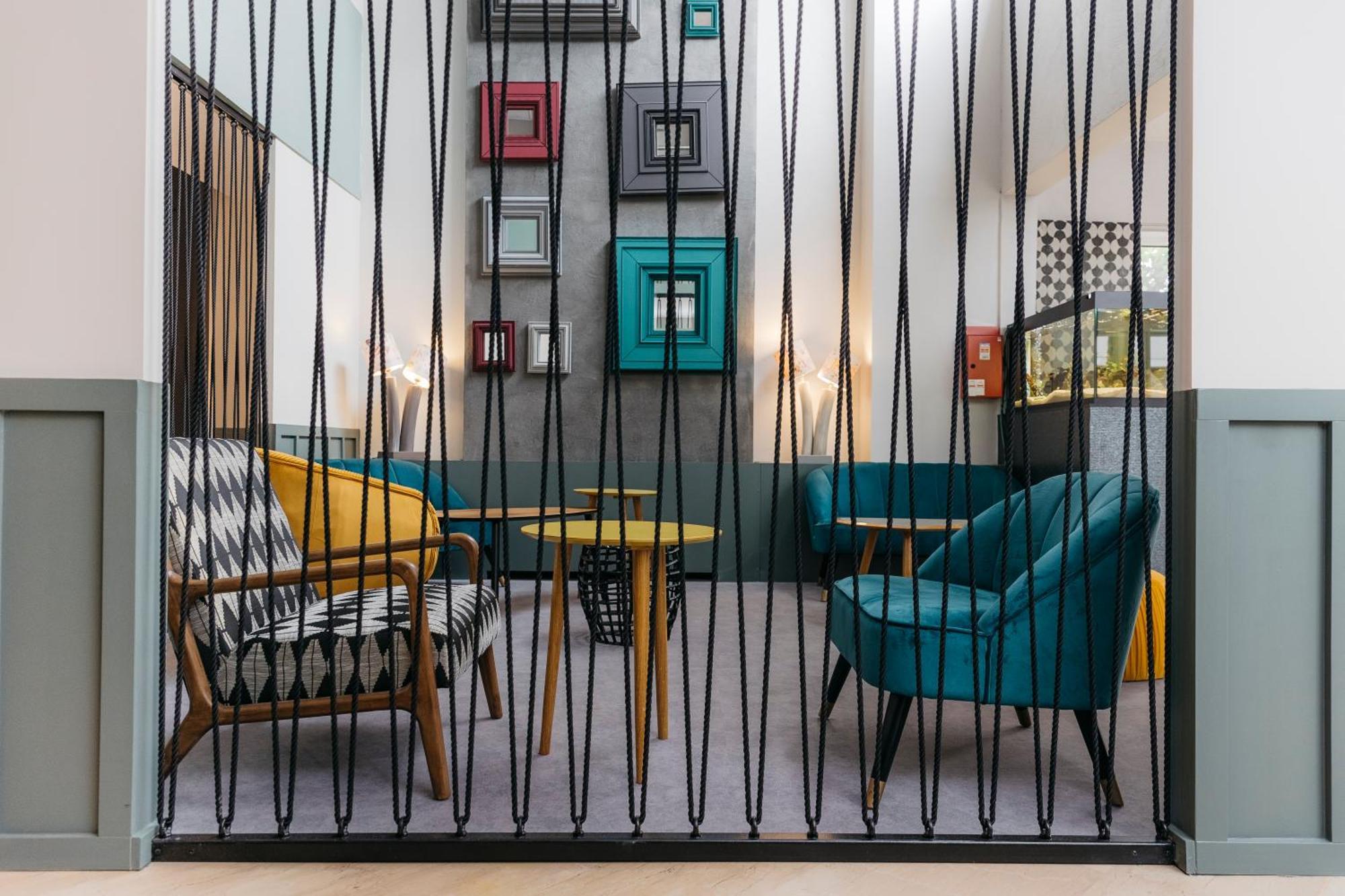 Le Carre D'Alethius Logis Hotel Restaurant Charmes-sur-Rhone Exteriér fotografie